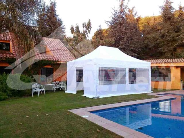 Tenda dobrável branca de 6 por 4 para jardim