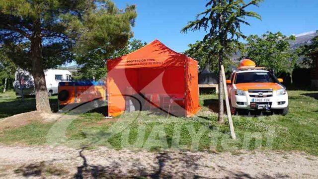 As tendas dobráveis para triagem da Qualytent